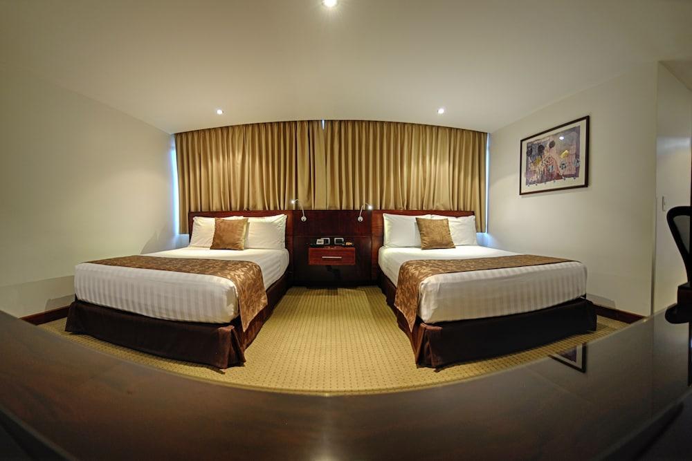 Wyndham Garden 4*