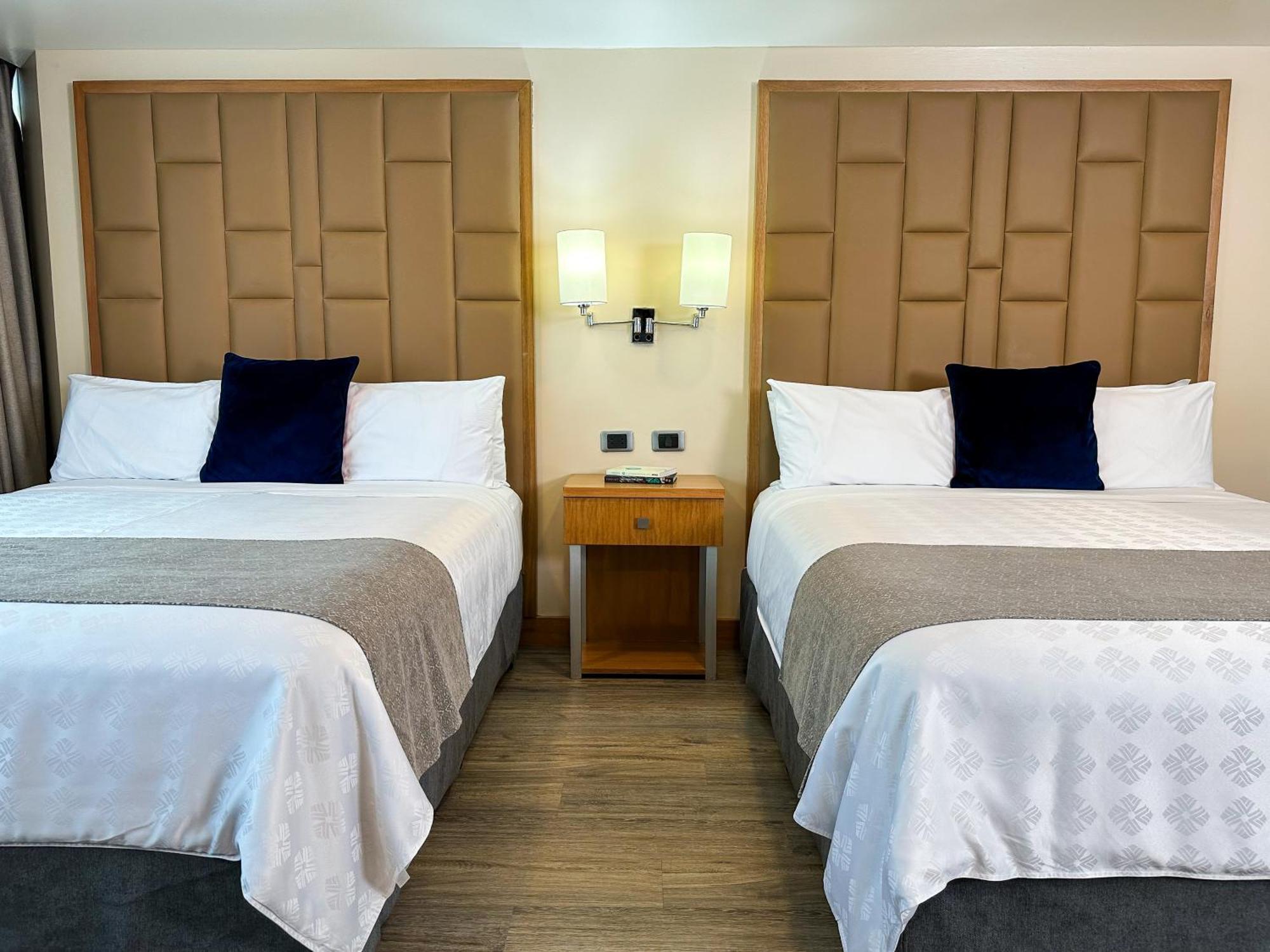 Wyndham Garden Hotel 4*