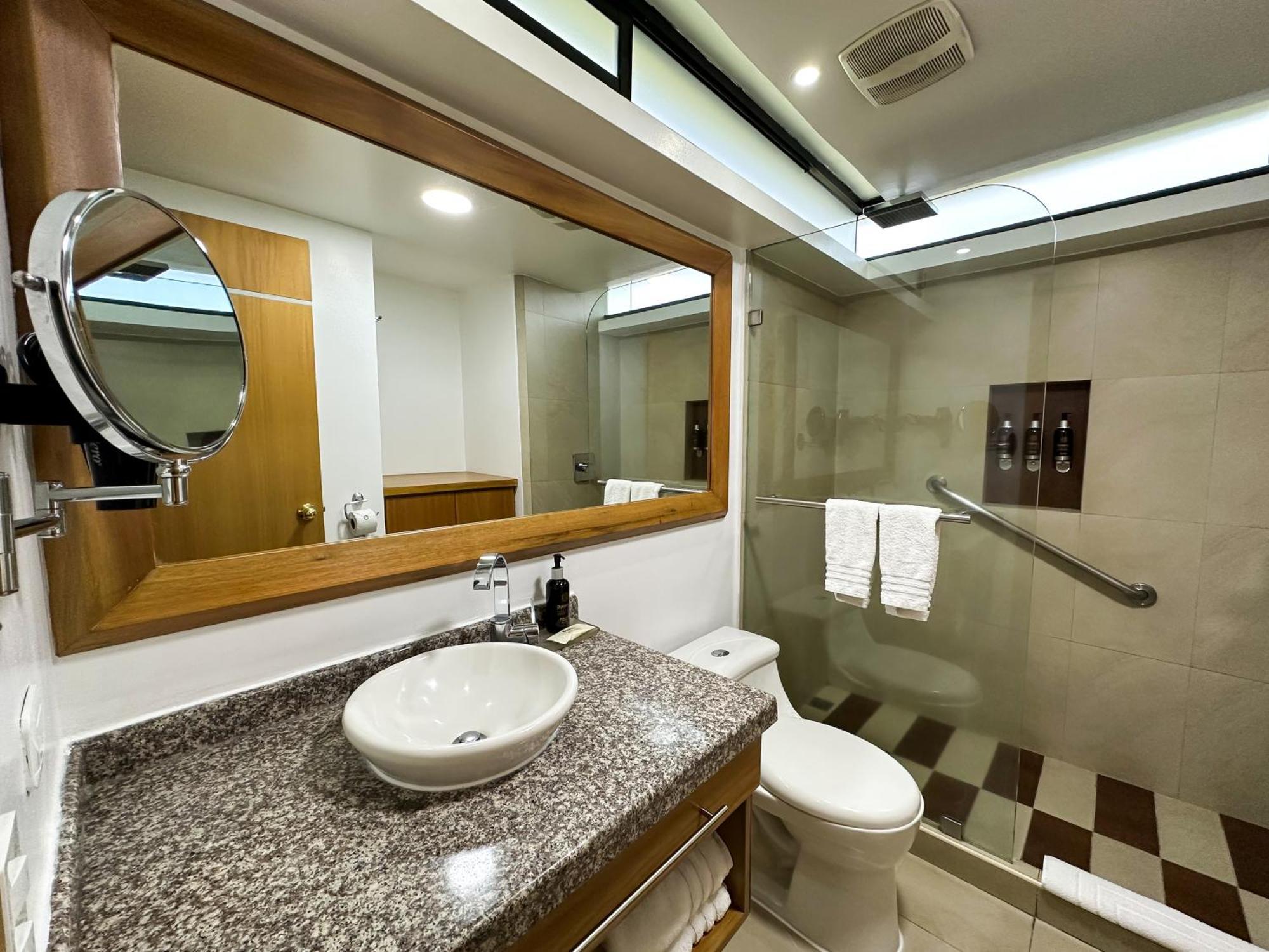 Wyndham Garden 4*