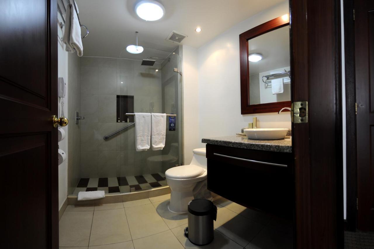 Wyndham Garden 4*