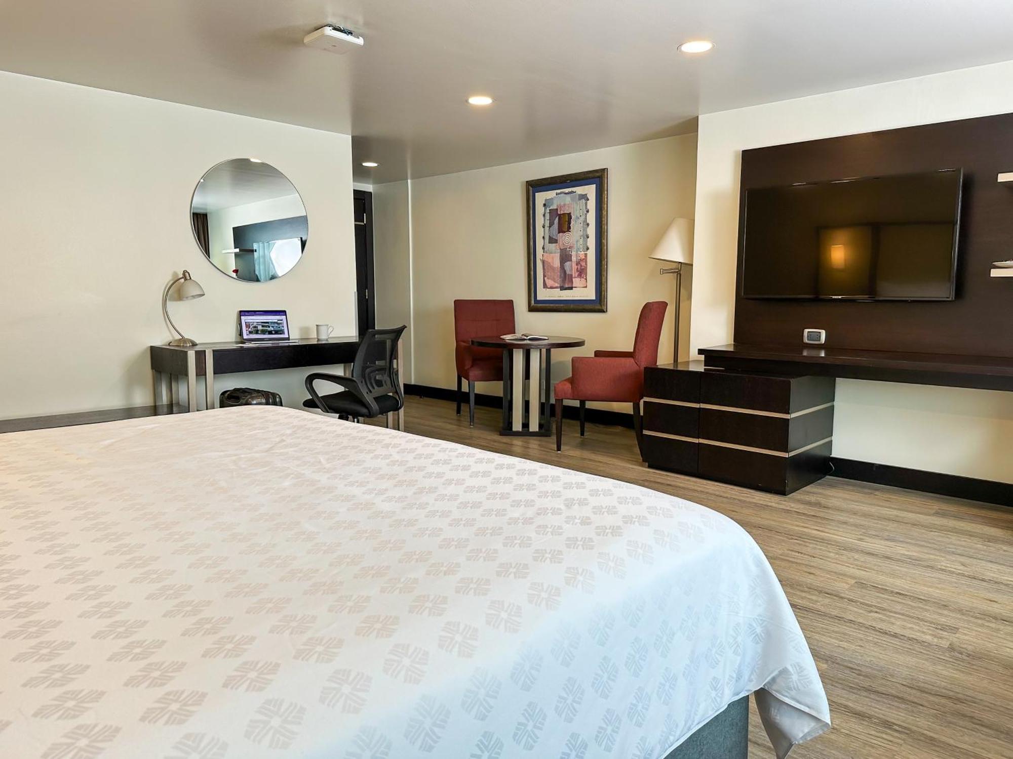 Wyndham Garden 4* Quito