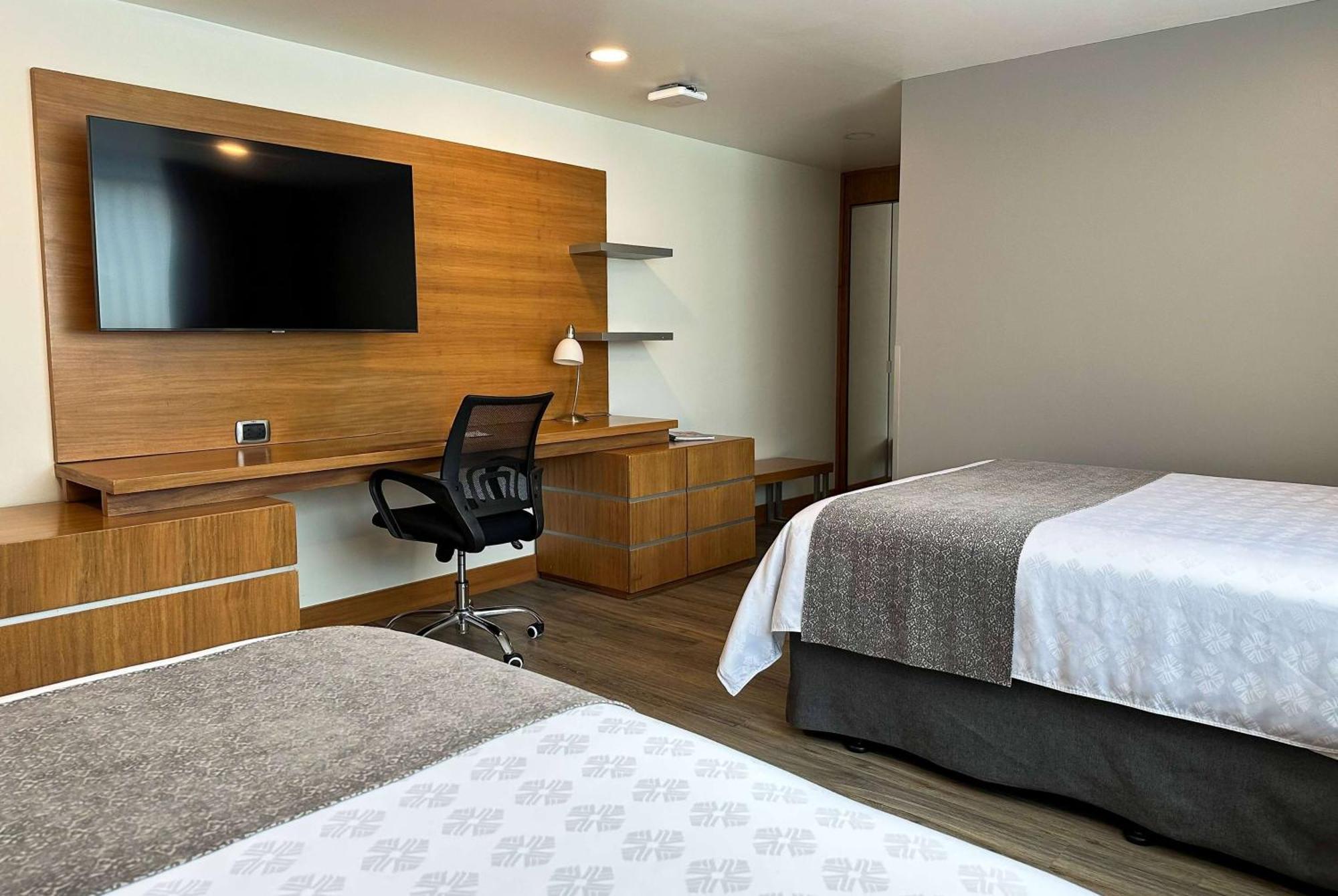 Wyndham Garden 4*