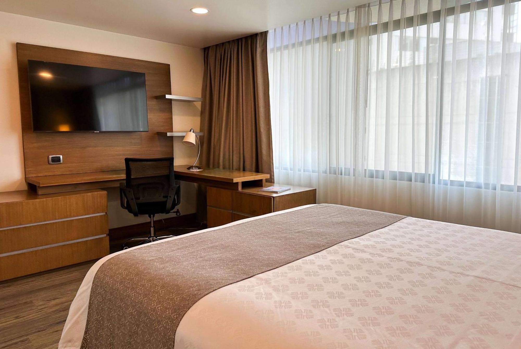 Wyndham Garden 4*